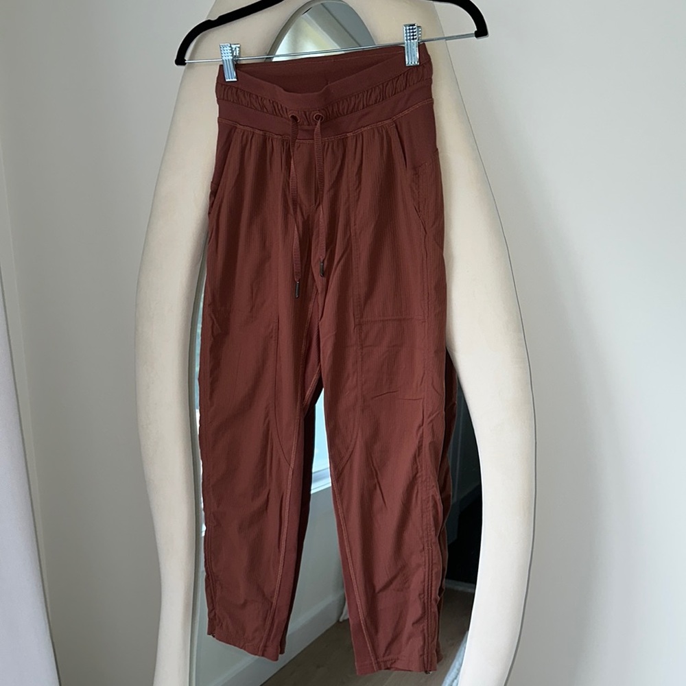 Lululemon pant